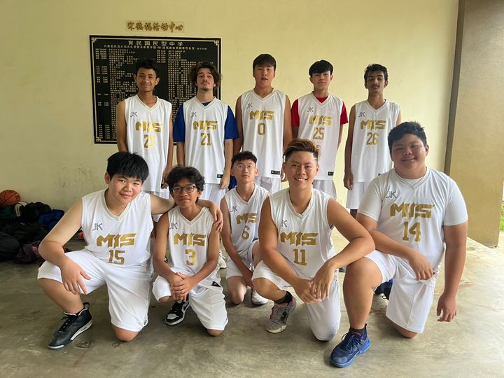 MIS Basketball Team Excels in MSSN Melaka Tournament!